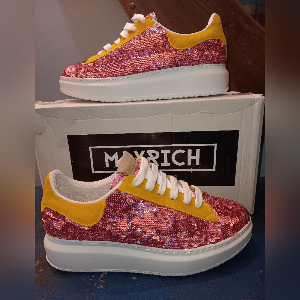 MAYRICH sneakers